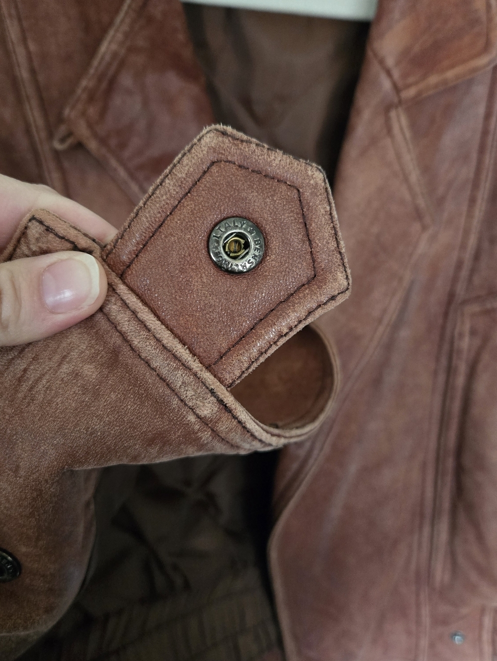 Vintage Style Brown Leather Jacket Distressed Patina Italy Buttons - Picture 7 of 10